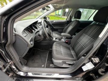 Volkswagen Golf VII Hatchback 3d 2.0 TDI-CR DPF 150KM 2015 Volkswagen Golf Volkswagen Golf VII 2.0 TDI 150KM Lounge BMT 12-2015 2.0, zdjęcie 10