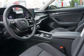 Skoda Superb III Kombi Facelifting 2.0 TDI SCR 150KM 2024 Skoda Superb Bezwypadek, SalonPL, Hak, Tempomat, Kamera, Full LED, Lane As, zdjęcie 13