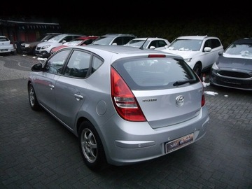 Hyundai i30 I CW 1.6 CRDi 115KM 2008 Hyundai i30 1.6 Stan b.dobry bez rdzy Gwarancja12m, zdjęcie 5