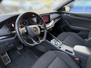 Skoda Octavia IV Liftback 1.5 TSI EVO 150KM 2023 Skoda Octavia IV 1.5 TSI / 150 KM Sportline DSG Sa, zdjęcie 9