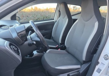 Toyota Aygo II Hatchback 3d Facelifting 1.0 VVT-i 72KM 2021 Toyota Aygo Toyota Aygo 1.0 VVT-i X-play Benzyna 72KM, zdjęcie 17