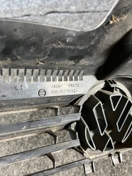 MASKA MŘÍŽKA CHLADIČŮ VW POLO 9N 6Q0853651C