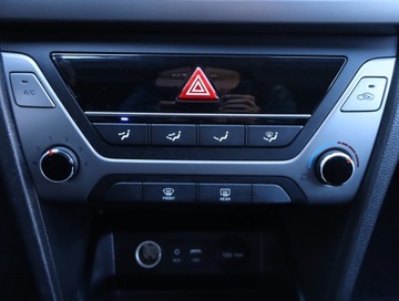 Hyundai Elantra VI Sedan 1.6 MPI 128KM 2016 Hyundai Elantra 1.6 CVVT, Salon Polska, zdjęcie 15