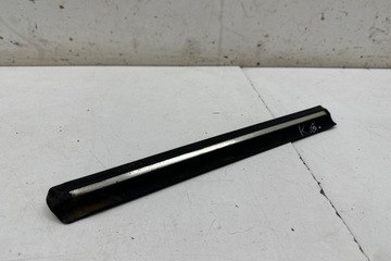 LIŠTA ZHRNUJÍCÍ ZADNÍCH LEVÝCH DVEŘE MERCEDES-BENZ SLK (R172) A17267001