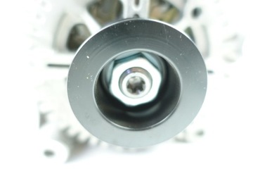 ГЕНЕРАТОР BMW E90 E63 E64 E60 E65 12317788821 3.0