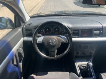 Opel Vectra C Sedan 2.2 ECOTEC 147KM 2003 Opel Vectra XENONY KLIMATYZACJA KOMPUTER 147 KONI ALUFELGI ZAREJESTROWANY, zdjęcie 8