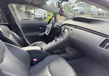 Toyota Prius III 2009 Toyota Prius 1.8 VVT-i Hybrid skorzana tapicerka navi kamera HUD 1.8, zdjęcie 4