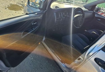 Mazda MPV II 2.0 CRDi 136KM 2004 Mazda MPV Mazda MPV 2.0 TD Comfort 2.0 Diesel 136KM, zdjęcie 11