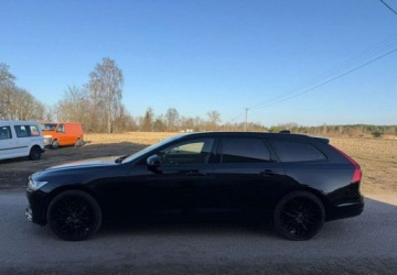 Volvo V90 II Kombi 2.0 T5 254KM 2018 Volvo V90 Momentum 2.0 T 254KM Benzyna Aktywny Tempomat nowy Rozrzad 2.0, zdjęcie 2