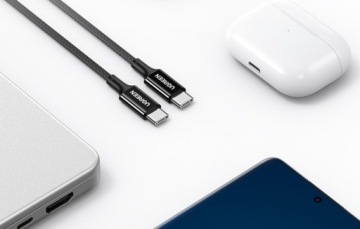 Кабель Ugreen US557 USB-C/USB-C PD 100Вт 1,5м - черный