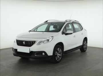 Peugeot 2008 I SUV Facelifting 1.2 PureTech 110KM 2017 Peugeot 2008 1.2 PureTech, Salon Polska, zdjęcie 1