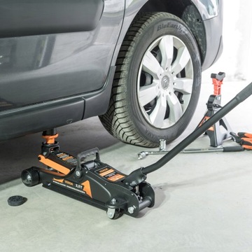 НИЗКОПРОФИЛЬНЫЙ АВТОМОБИЛЬНЫЙ ПОДЪЕМНИК 2500 КГ FROG JACK 2.5T