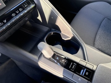 Toyota C-HR II SUV 1.8 Hybrid 140KM 2024 Toyota C-HR 1.8 Hybrid Comfort 1.8 Hybrid Comfort|, zdjęcie 18