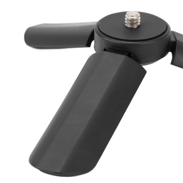 Мини-штатив для настольной камеры Instax Pal Compact.