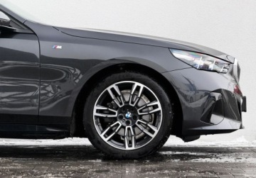 BMW Seria 5 G90-91 2024 BMW Seria 5 I wlasciciel M Sport 360 Gwarancja Bezwypadkowy FVAT23, zdjęcie 10