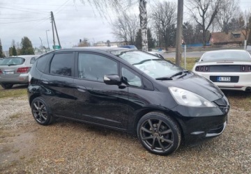 Honda Jazz III 1.4 i-VTEC 100KM 2009 Honda Jazz Honda Jazz 1.4 i-VTEC Elegance 1.3 Benzyna 100KM, zdjęcie 11