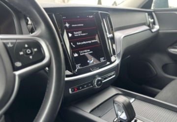 Volvo V60 II  2021 Volvo V60 Miekka Hybryda 2.0 Diesel 197KM, zdjęcie 9