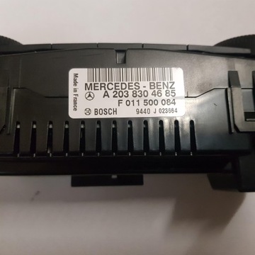 MERCEDES CLK 209 PANEL KLIMATIZACE 2038304685