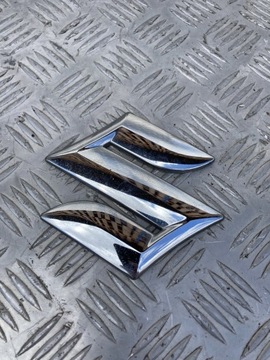 ZNAK ZNAKY LOGO PŘEDNÍ SUZUKI BALENO II 15-