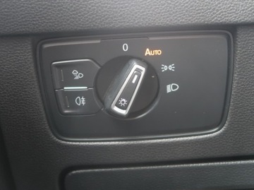 Volkswagen Arteon Fastback 2.0 TDI 150KM 2018 VW Arteon 2.0 TDI, Salon Polska, Serwis ASO, zdjęcie 17