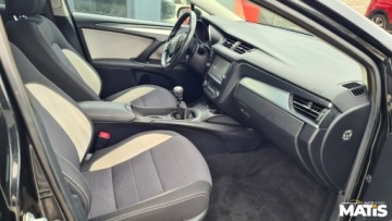 Toyota Avensis III Sedan Facelifting 2015 1.8 Valvematic 147KM 2016 Toyota Avensis 1.8BENZ manual Navi climatronic bi xenony Nowe Sprzeglo, zdjęcie 19