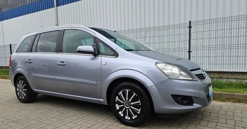 Opel Zafira B 1.8 ECOTEC 140KM 2009 Opel Zafira 1.8 Benzyna 140ps. Ksenon Benzyna 7-0sob 1.8 Benzyna 140KM, zdjęcie 16