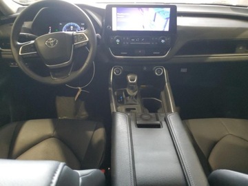 Toyota 2024 Toyota Grand Highlander XLE 2024 2.4l 2.4 Benzyna 265KM, zdjęcie 8