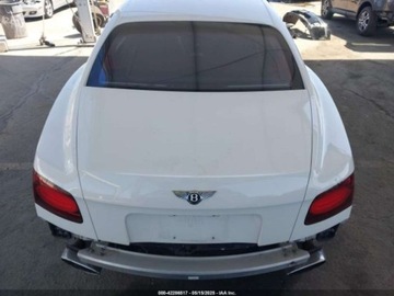 Bentley Continental III 2018 Bentley Flying Spur W12 S 2018 6.0l 6.0 Benzyna 626KM, zdjęcie 4