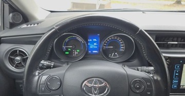 Toyota Auris II Touring Sports Facelifting 1.8 Hybrid 136KM 2017 Toyota Auris 1,8 benzyna Hybryda 136 KM automat Salon Polska II wlasciciel, zdjęcie 18