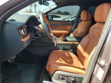 Bentley Bentayga 2024 Bentley Bentayga 2024 4.0l 4.0 Benzyna 542KM, zdjęcie 7