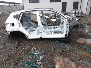 ĆWIARTLA PRAWY PRZÓD PODŁUŻNICA QASHQAI J10 LIFT