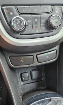 Opel Mokka I SUV 1.4 Turbo ECOTEC 140KM 2015 Opel Mokka 140Ps. Navigacja Grzane Fotele Klimatronic 2015 1.4 Benzyna, zdjęcie 23