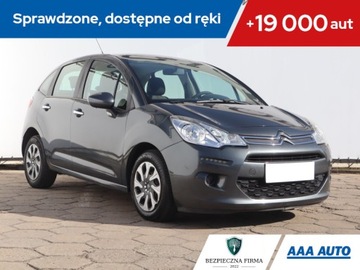 Citroen C3 II Hatchback facelifting 1.2 VTi 82KM 2015 Citroen C3 1.2 VTi, Klima, Tempomat