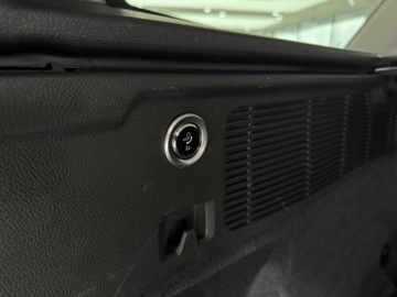 Ford Mondeo V Kombi Facelifting 2.0 EcoBlue 150KM 2020 Ford Mondeo Titanium / Ambiente / LED / 1 właścici, zdjęcie 16