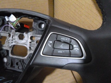 КОЖАНЫЙ РУЛЬ FORD FOCUS MK3 C-MAX