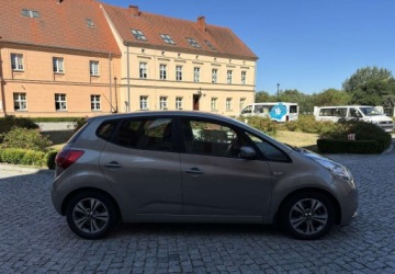Kia Venga Mikrovan 1.6 CRDi 128KM 2015 Kia Venga Kia Venga 1.6 CRDi XL 1.6 Diesel 128KM, zdjęcie 3