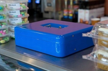 МЕТАЛЛИЧЕСКАЯ КАССЕТА ДЛЯ ДЕНЕЖНЫХ МОНЕТ БОЛЬШАЯ КАССЕТА XL 300x240x90 мм