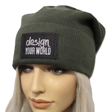 MODNA CZAPKA DAMSKA BEANIE Z NASZYWKĄ I POLAREM