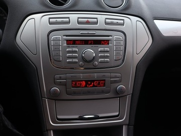 Ford Mondeo IV Hatchback 2.0 Duratec 145KM 2009 Ford Mondeo 2.0 16V, Klima, Klimatronic, El. szyby, zdjęcie 11