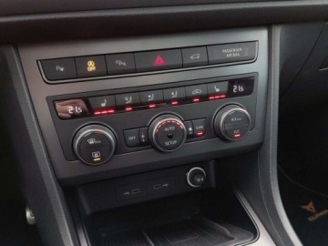 Cupra Ateca Crossover Facelifting 2.0 TSI 300KM 2022 Cupra Ateca 2.0TSI 300KM 4x4 SerwisAso Acc Led Brembo Kam360 Navi FullLink, zdjęcie 26