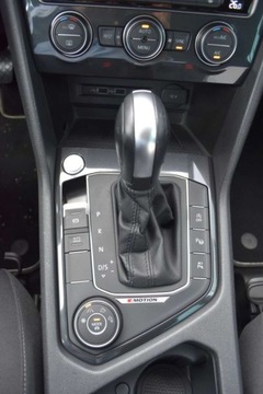 Volkswagen Tiguan II SUV 2.0 TDI 190KM 2019 Volkswagen Tiguan SalonPL 2.0 TDI 190KM DSG 4x4 R-Line DCC Pakiety LED TOP, zdjęcie 26