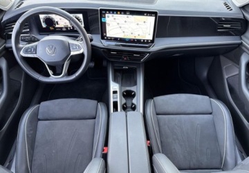 Volkswagen Passat B8 Variant Facelifting 1.5 TSI EVO 150KM 2025 Volkswagen Passat 1.5eTSI 150KM DSG Business ACC HAK Kamera360 Climatronic, zdjęcie 17