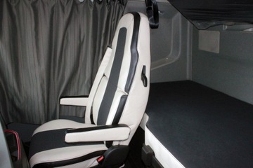 ЧЕХИ НА СИДЕНЬЯ TIR VOLVO FH4 FH 4 EURO 6 ЭКО КОЖА КОЖА