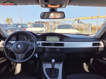 BMW Seria 3 E90-91-92-93 Touring E91 2.0 318d 143KM 2010 BMW Seria 3 GWARANCJA AUTOMAT Polift Duza nawigacja Zamiana Raty 2.0 143KM, zdjęcie 8