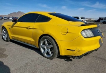 Ford Mustang VI Convertible 5.0 Ti-VCT 421KM 2015 Ford Mustang Auta z USA - Zapytaj o wiecej ofert 5.0 Benzyna 421KM, zdjęcie 8