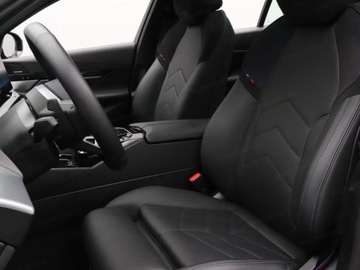 BMW Seria 5 G90-91 2025 BMW Seria 5 530e xDrive Sport Sedan 2.0 (299KM) 2025, zdjęcie 5