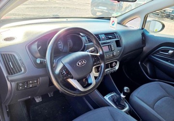Kia Rio III Hatchback 3d 1.2 DOHC CVVT 85KM 2013 Kia Rio 1,3 Ben 86 km 1.2 Benzyna 86KM, zdjęcie 4