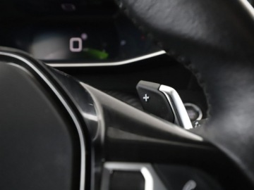Peugeot 2008 II SUV 1.5 BlueHDi 130KM 2020 Peugeot 2008 Allure Business automat navi kamera, zdjęcie 33