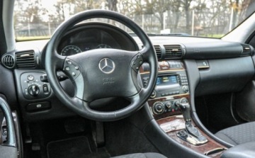 Mercedes Klasa C W203 Kombi T203 1.8 (C 180 Kompressor) 143KM 2005 Mercedes-Benz Klasa C 2005 r. 1,8 Automat Lift 1.8 Benzyna 143KM, zdjęcie 8