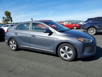 Hyundai IONIQ 2018 Hyundai IONIQ Plug-In Hybrid Limited 2018 1.6 Hybryda 139KM, zdjęcie 4